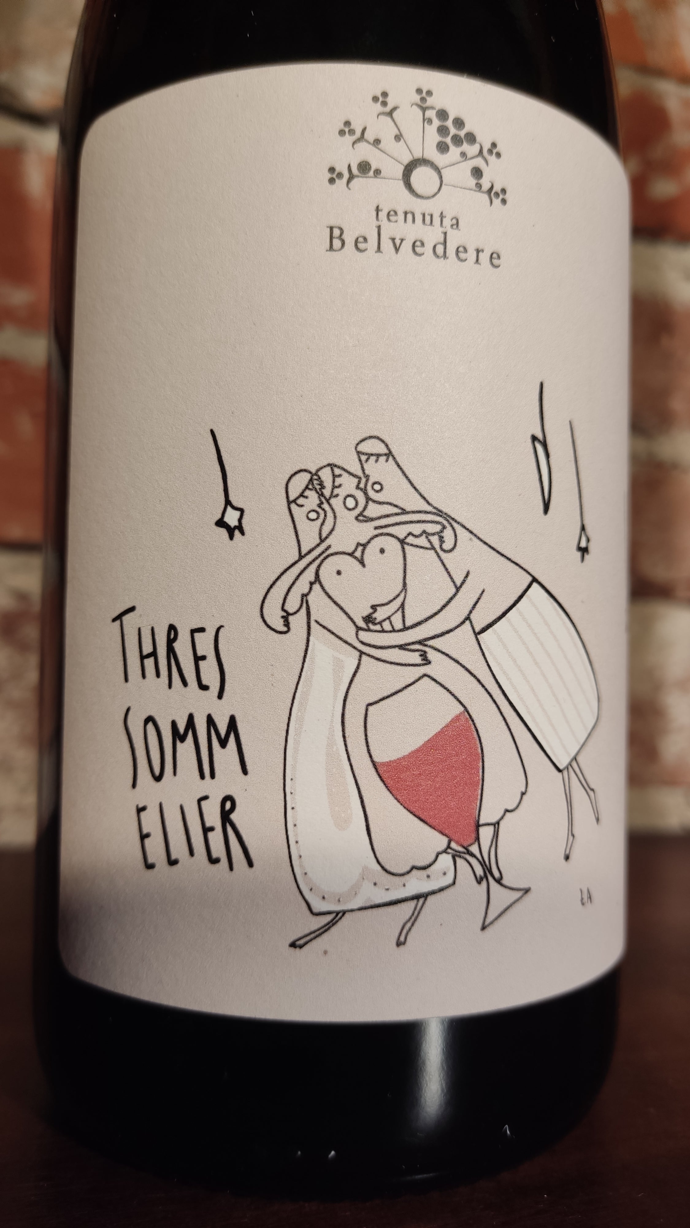 Vino Rosso Thres Sommelier di Tenuta Belvedere